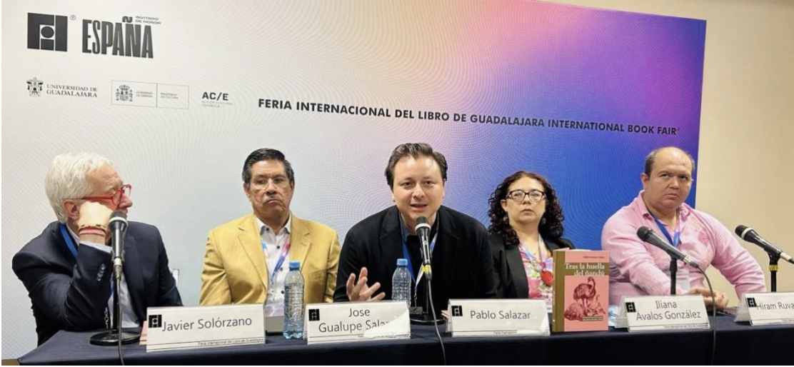 Pablo Salazar López gana el XXIII Concurso Nacional de Cuento Juan José Arreola con el libro “Tras la huella del ñandú” Pablo Salazar López gana el XXIII Concurso Nacional de Cuento Juan José Arreola con el libro “Tras la huella del ñandú”
