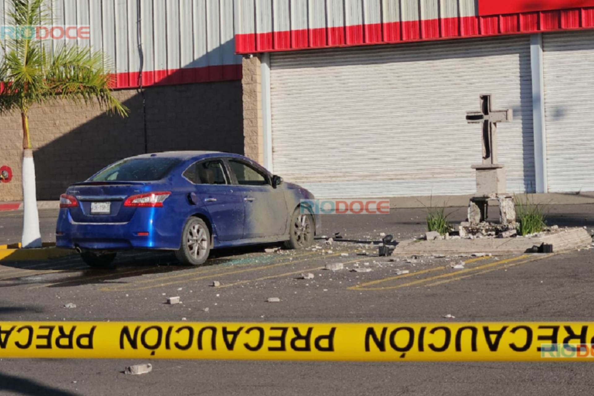 Hacen explotar cenotafio de hijo del ‘Chapo’ Guzmán en Culiacán, Sinaloa