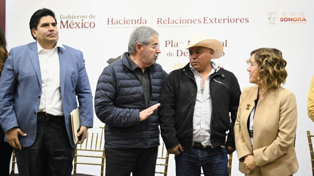 Canciller De la Fuente inaugura en Sonora consulta pública para el Plan Nacional de Desarrollo - juan-ramon-de-la-fuente-en-inicio-de-consula-publica-para-el-plan-nacional-de-desarrollo-1024x576