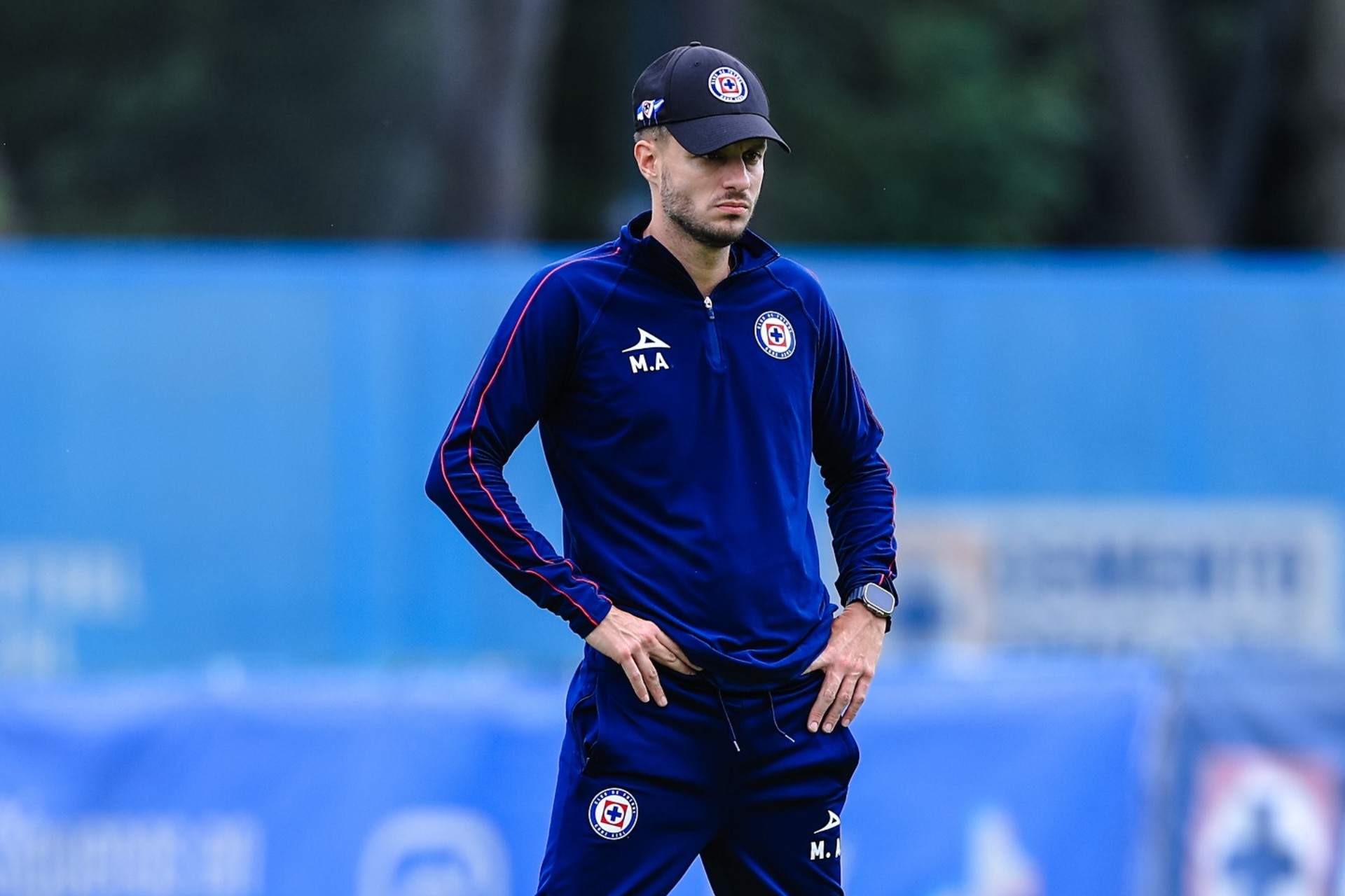 Porto negocia con Cruz Azul por Martín Anselmi Porto negocia con Cruz Azul por Martín Anselmi