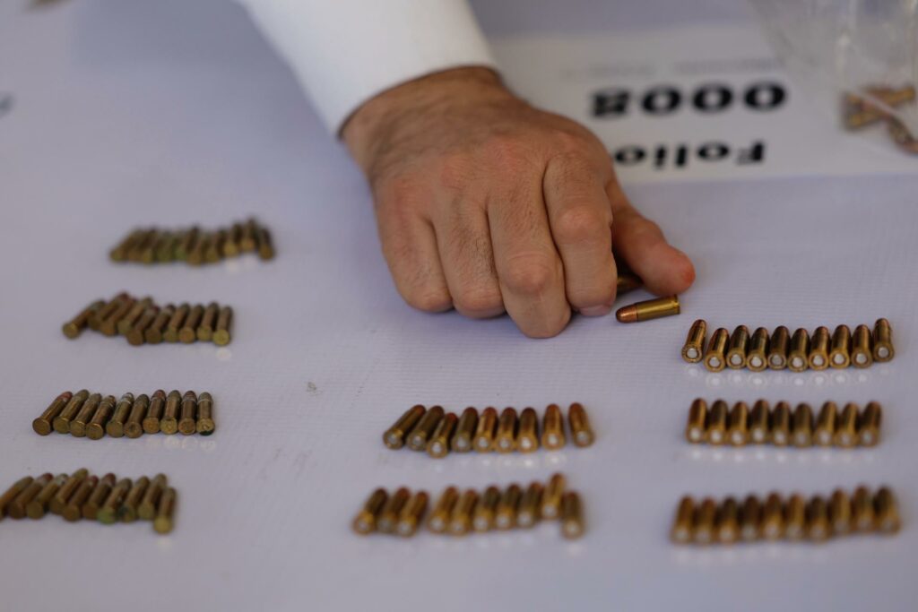 Iglesia católica pide a la sociedad trabajar para que "las armas callen" - municiones-recibidas-en-programa-de-desarme-1024x683