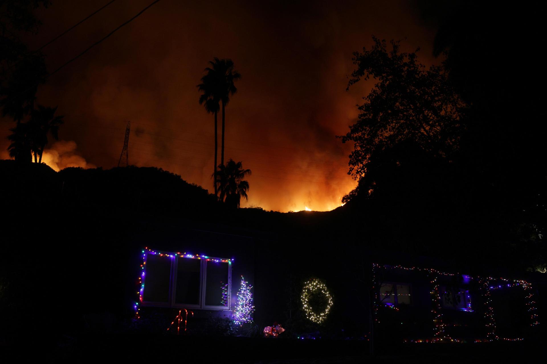 Pacific Palisades, el barrio de ricos y famosos que los incendios redujeron a ceniza