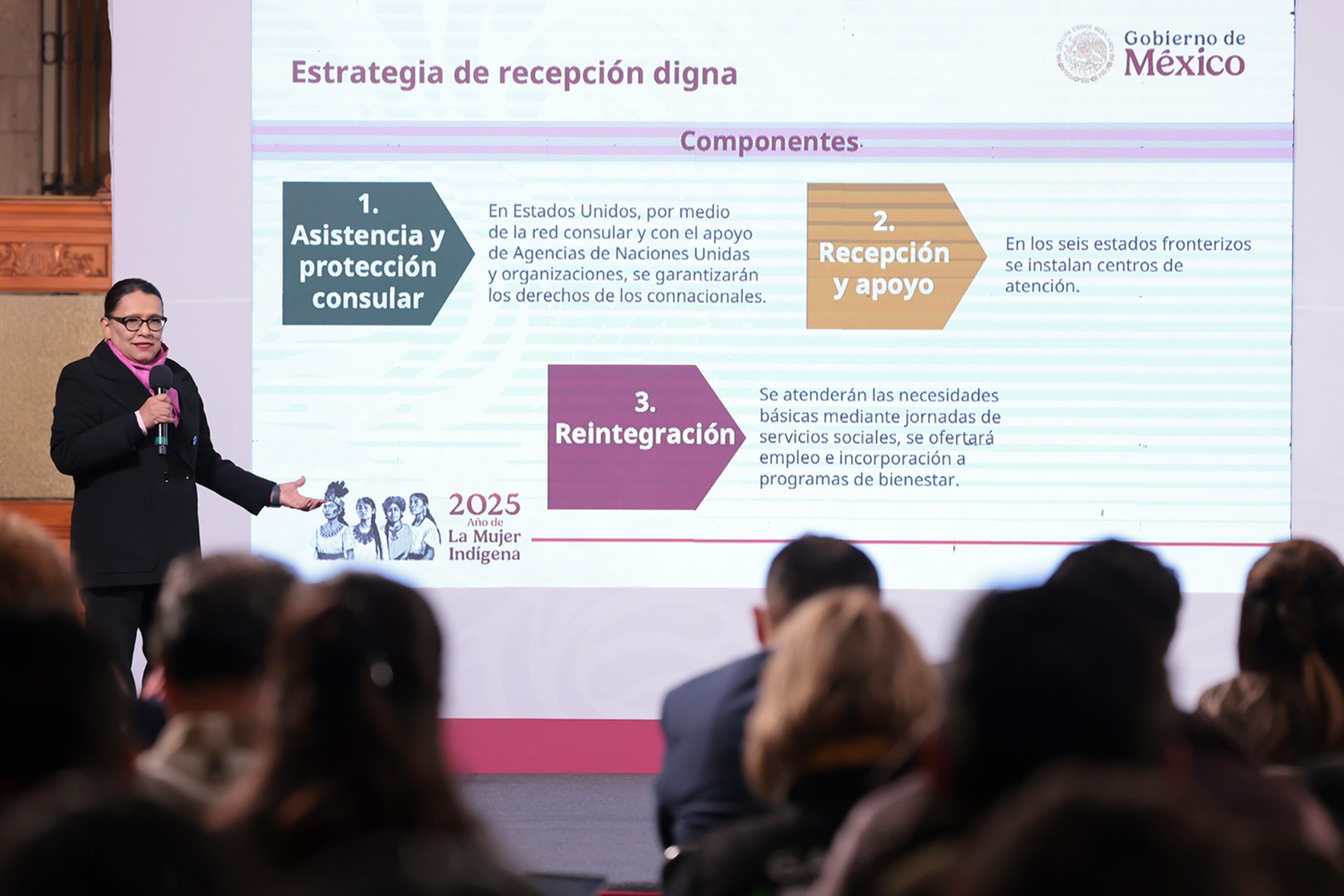 Gobierno inicia estrategia de repatriación “México te abraza” con 9 centros de atención