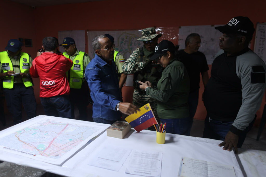 Venezuela realiza simulacros para la "defensa de la patria" ante eventuales "ataques" - simulacro-de-defensa-de-la-patria-en-venezuela-1024x683