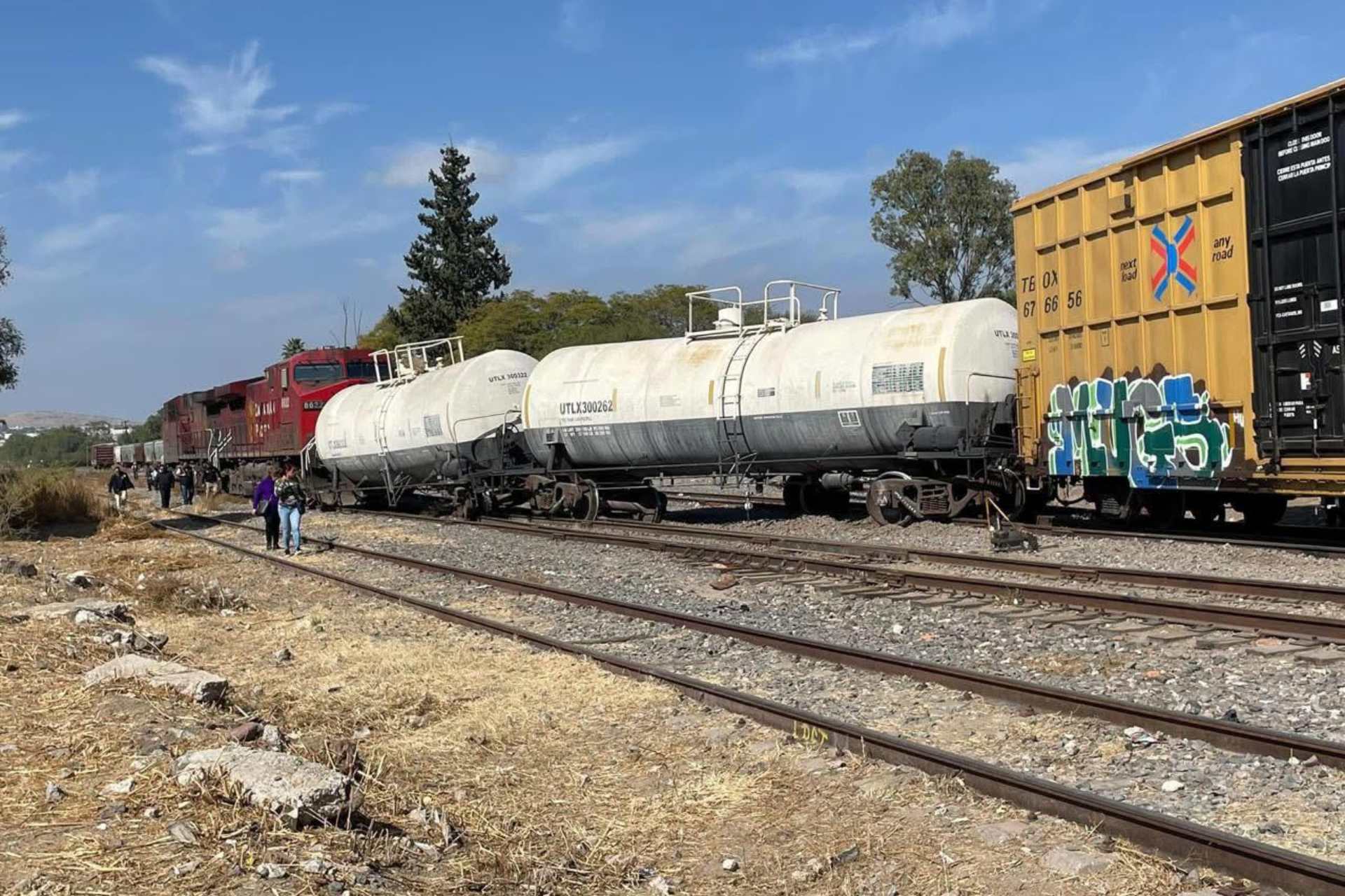 Descarrila tren en San Juan del Río, Querétaro
