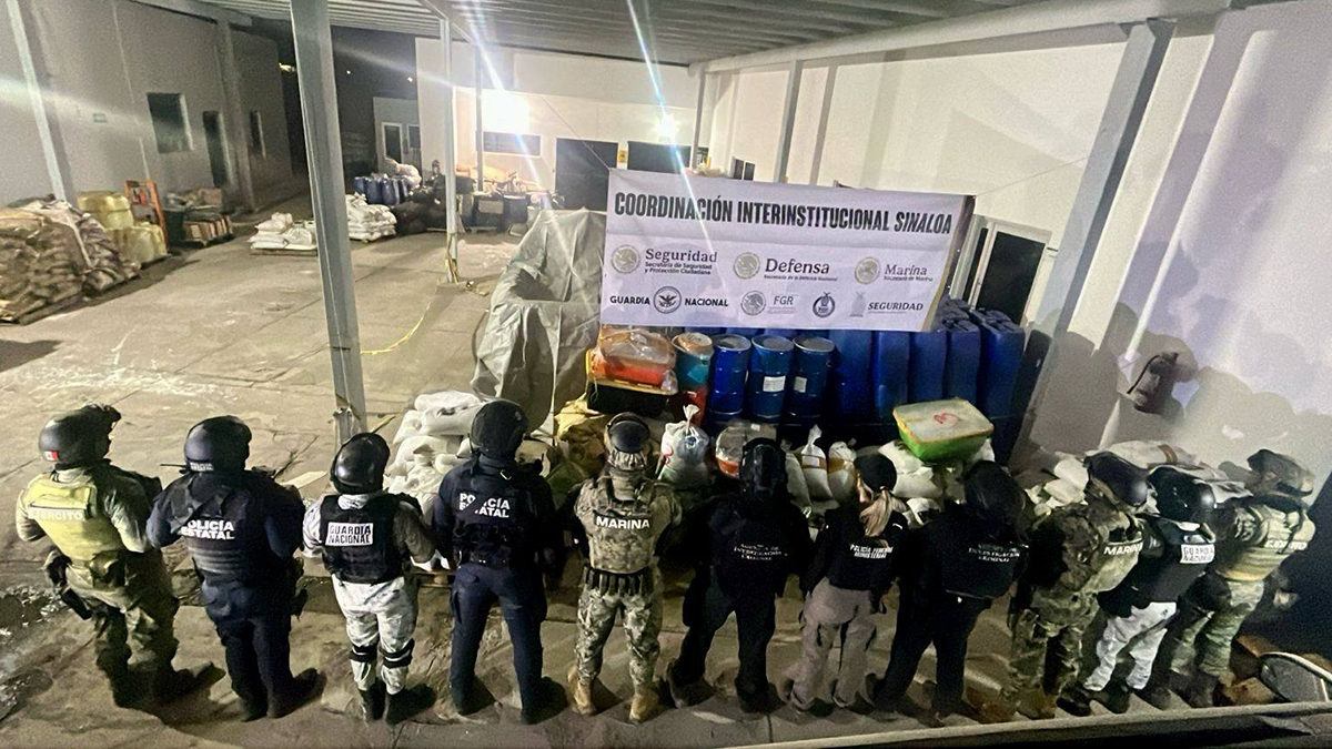 Aseguran en Culiacán tres narcolaboratorios con cientos de kilos de sustancias químicas