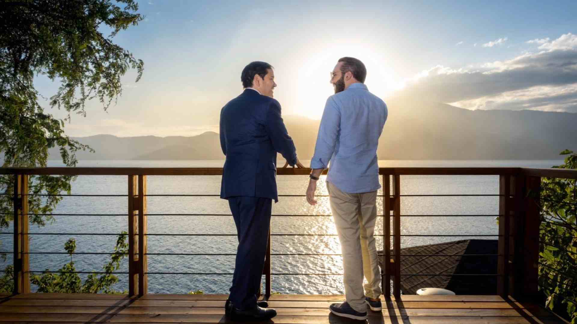 Bukele acepta recibir a migrantes que cometan crímenes en EE.UU. y a presos estadounidenses