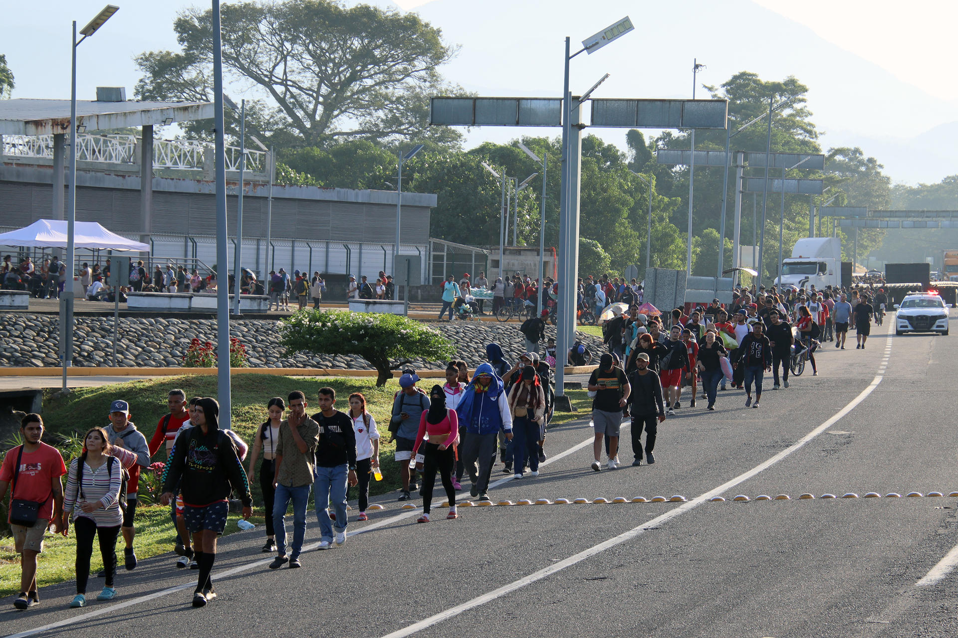 ONG ve aumento de incertidumbre y caravanas en México tras medidas migratorias de EE.UU.