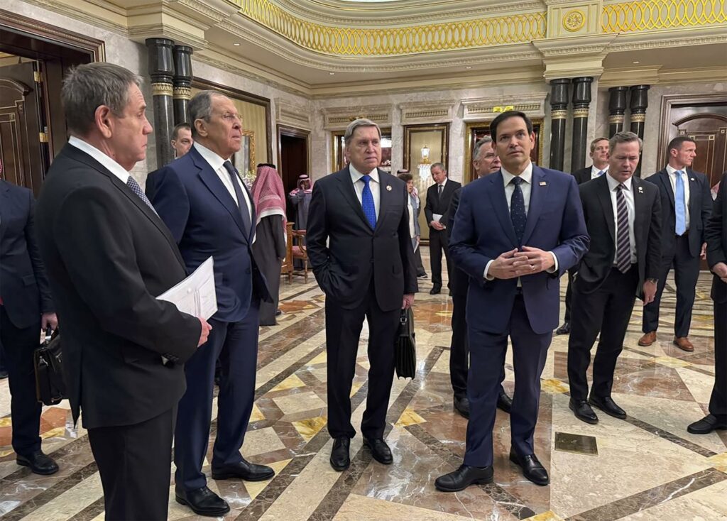 EE.UU. y Rusia acuerdan normalizar relaciones y poner fin al conflicto en Ucrania - reunion-entre-el-secretario-de-estado-de-estados-unidos-marco-rubio-y-el-ministro-de-exteriores-de-rusia-serguei-lavrov-1024x734