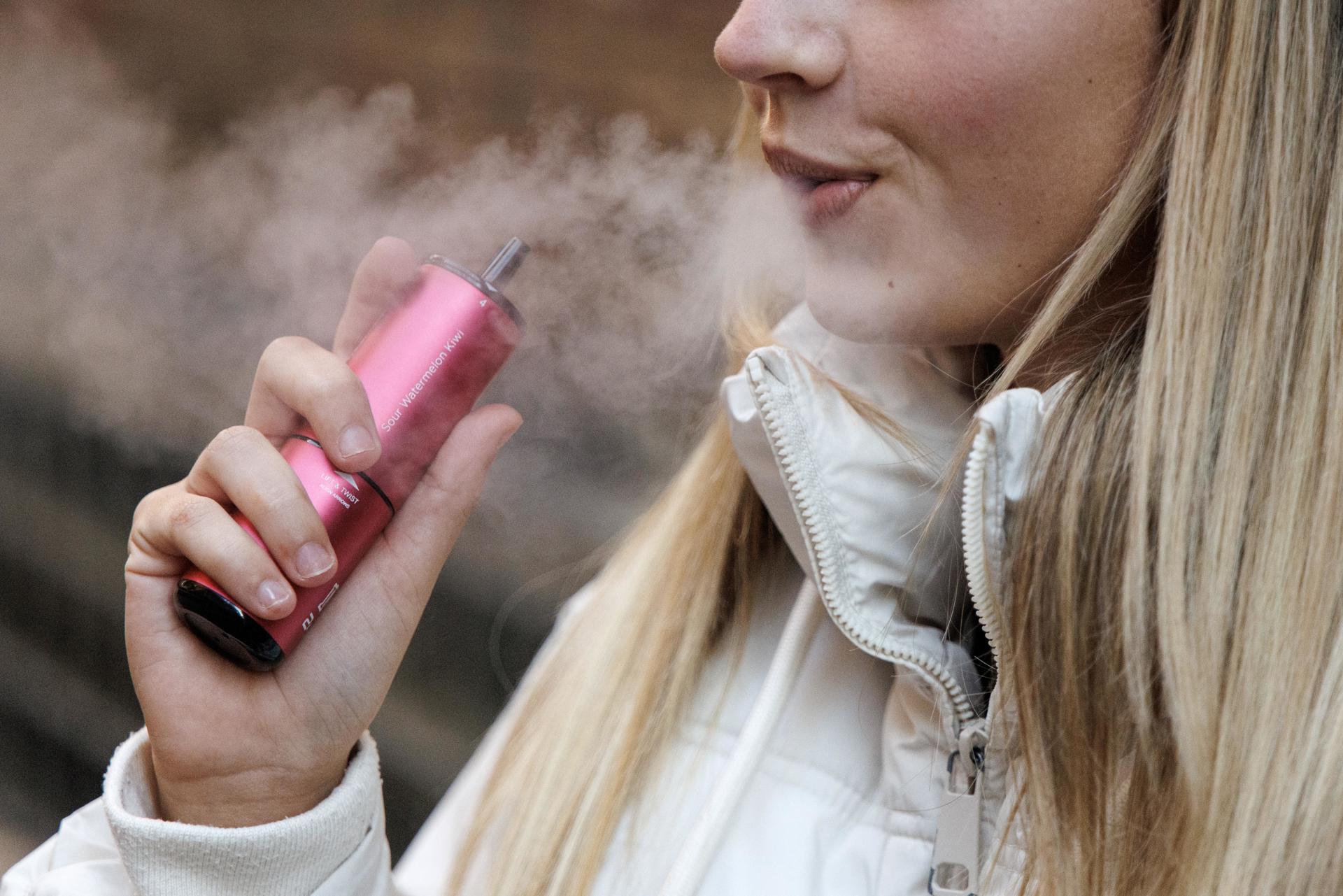 Diputados van con todo contra mercado de vapeadores; perdonan a consumidores Diputados van con todo contra mercado de vapeadores; perdonan a consumidores