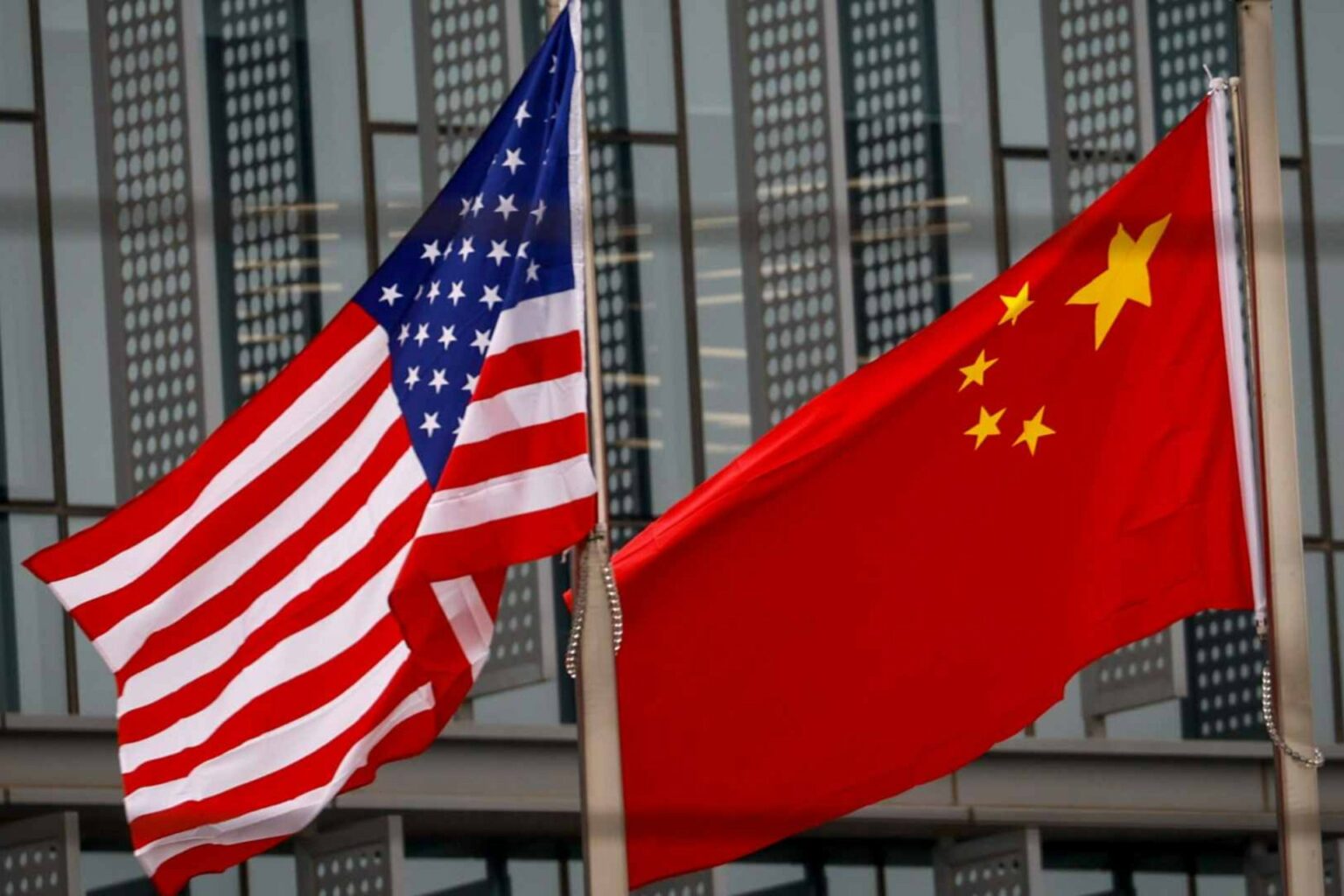 Estados Unidos y China concluyen el primero de dos días de ...