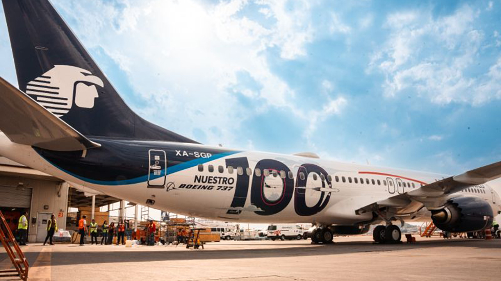 Aeroméxico logra flota de cien Boeing 737 en México