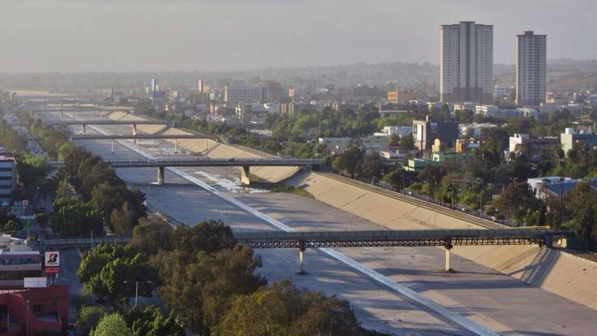 México y Estados Unidos firman acuerdo para resolver la crisis de aguas residuales del río Tijuana México y Estados Unidos firman acuerdo para resolver la crisis de aguas residuales del río Tijuana