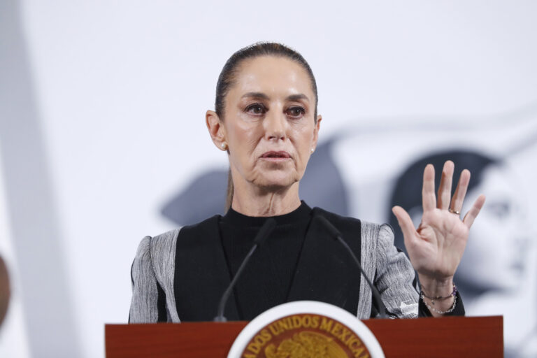 Sheinbaum se reúne en Palacio Nacional con su gabinete
