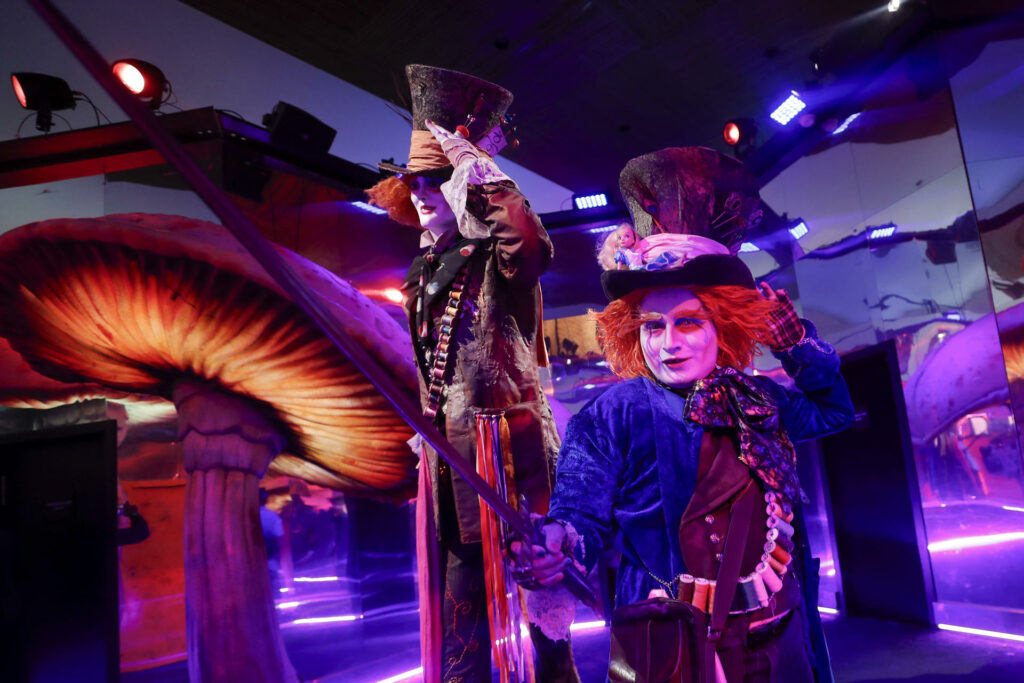 ‘El Laberinto’ de Tim Burton llega a México, una encrucijada analógica de su universo - 55977f90659a65db40a38891a7647b30d1e10feaw-1024x683