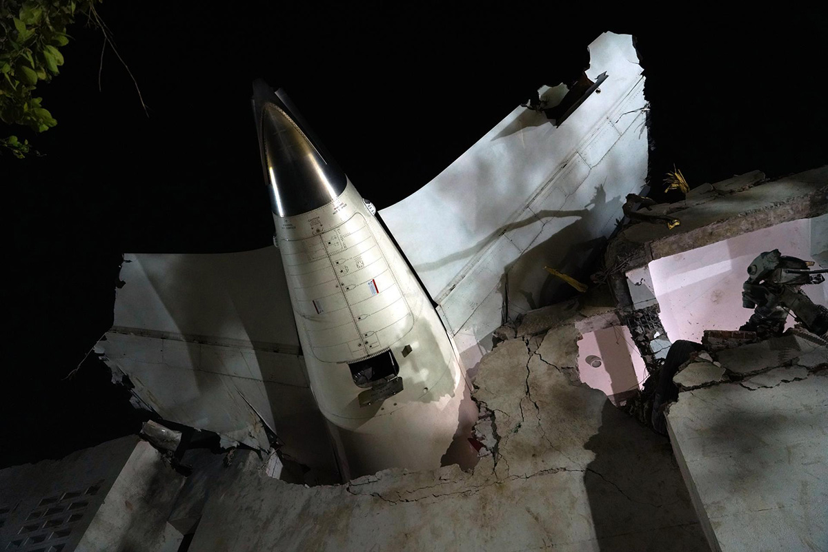 Hallan a un sobreviviente del accidente aéreo de Air India