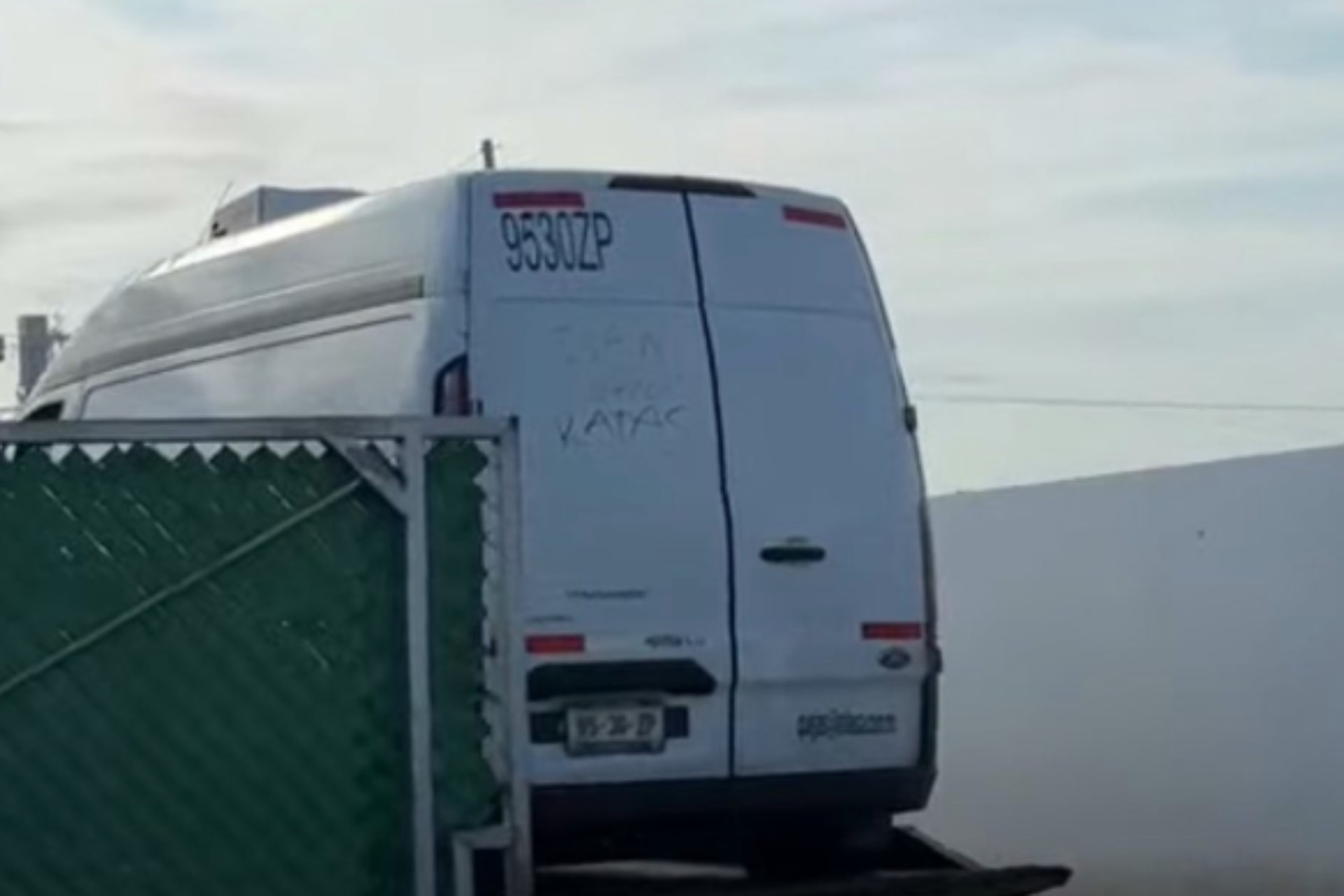 Abandonan 20 cuerpos en Culiacán, Sinaloa; cuatro fueron colgados de un puente Abandonan 20 cuerpos en Culiacán, Sinaloa; cuatro fueron colgados de un puente