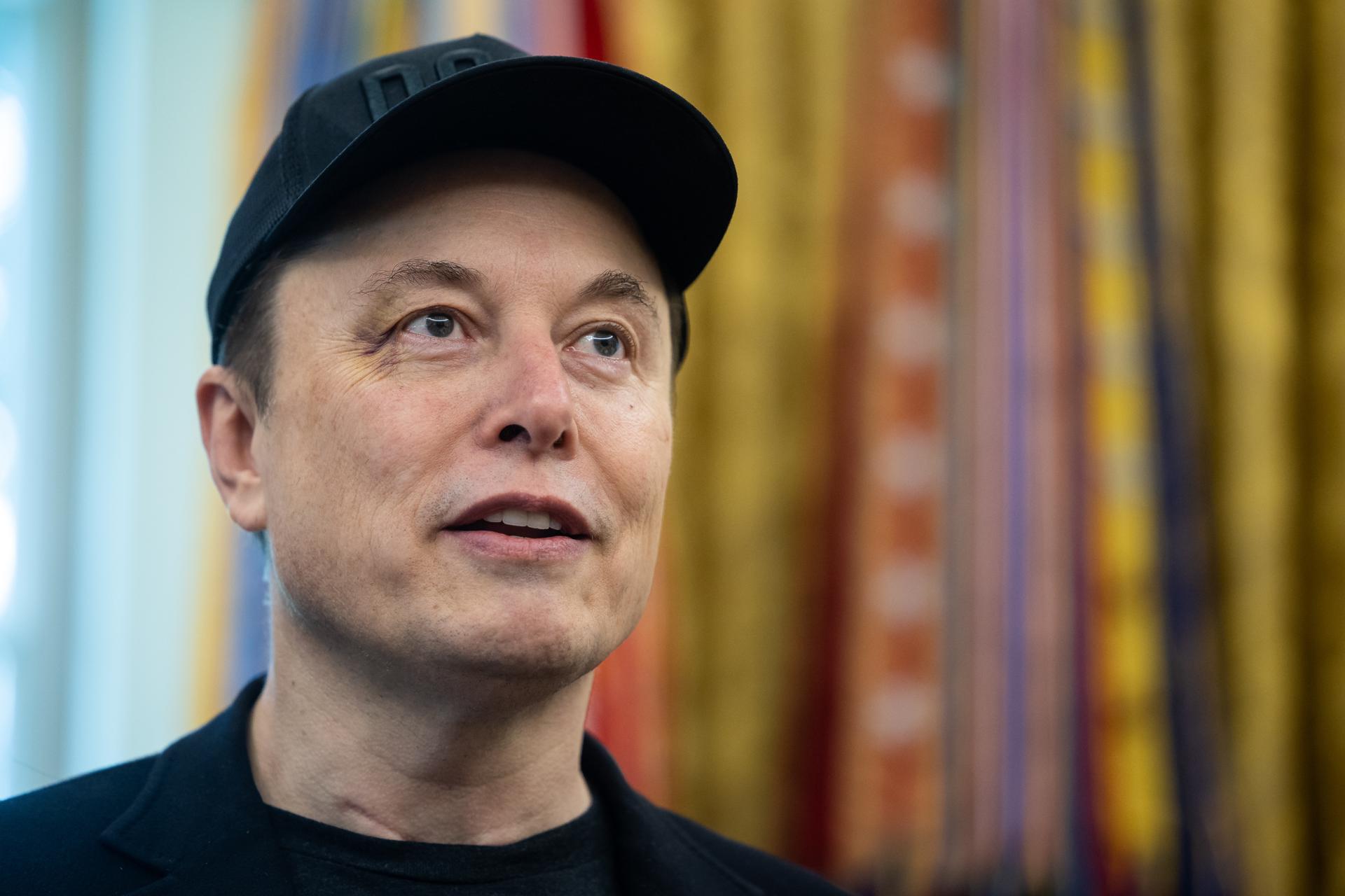 Musk advierte a legisladores que “perderán primarias” si apoyan proyecto fiscal de Trump