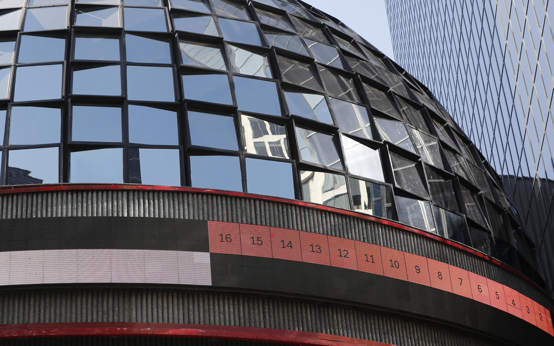 La Bolsa de México cae un 1.17% en una sesión con poca operación ante el cierre en EE.UU. La Bolsa de México cae un 1.17% en una sesión con poca operación ante el cierre en EE.UU.