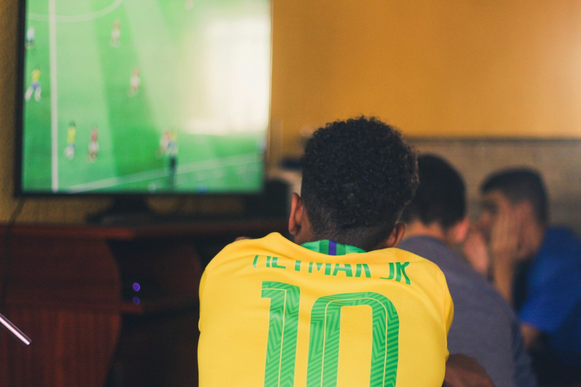 Fox Corporation compra Caliente TV, ¿cuántos equipos de Liga MX y qué pasará con la Champions League?