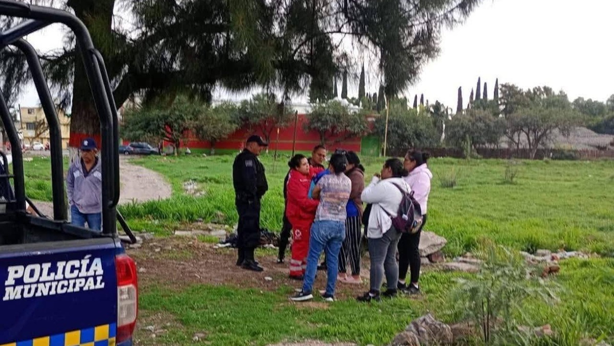 Abandonan a recién nacida en lote baldío, en Cortazar, Guanajuato