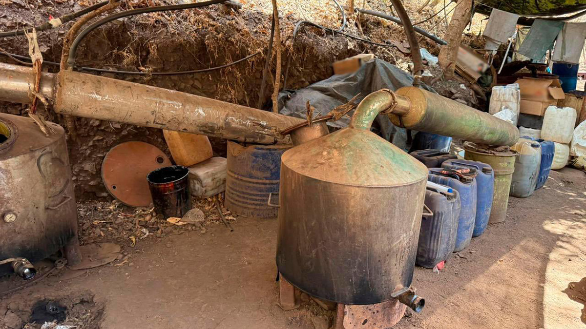 Desmantelan narcolaboratorio en Durango; aseguraron 150 kg de metanfetamina