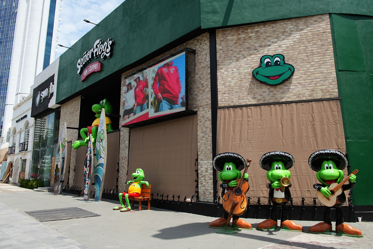 El huracán 'Erick' ya tocó tierra, ¿qué ocasionará? - negocio-protegido-por-los-efectos-en-tierra-del-huracan-erick