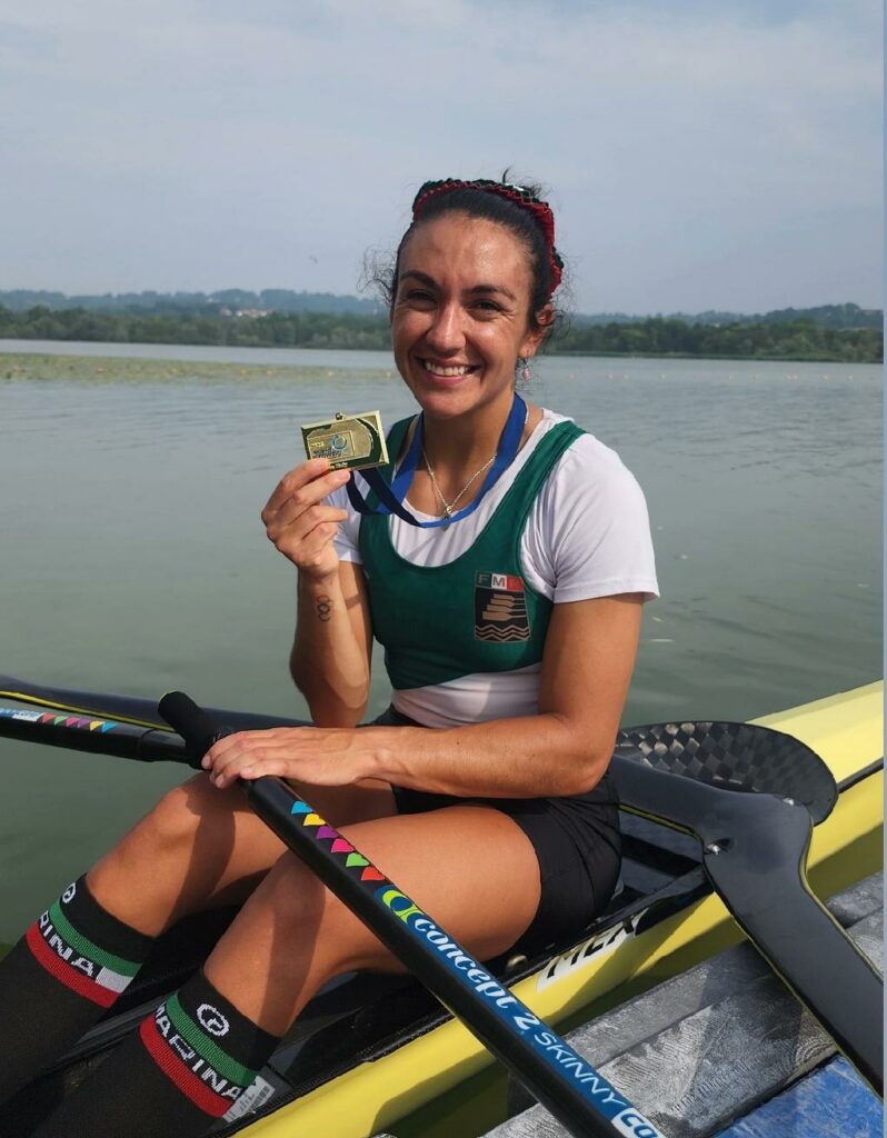 Mexicana Kenia Lechuga gana oro en Copa del Mundo de Remo en Italia - oro-varese-2025-2-798x1024