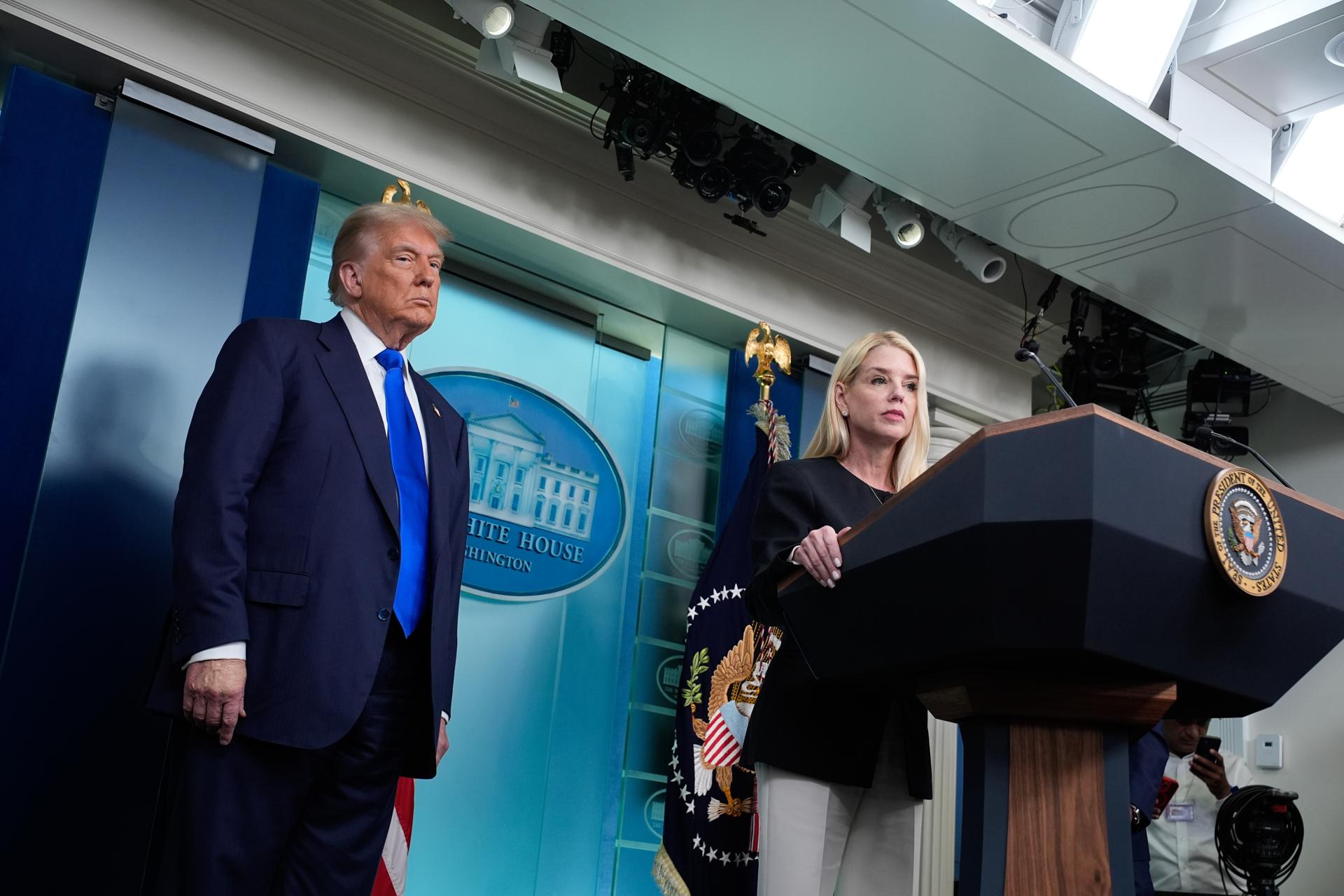 Cártel de Sinaloa es una amenaza para Estados Unidos: fiscal Pam Bondi