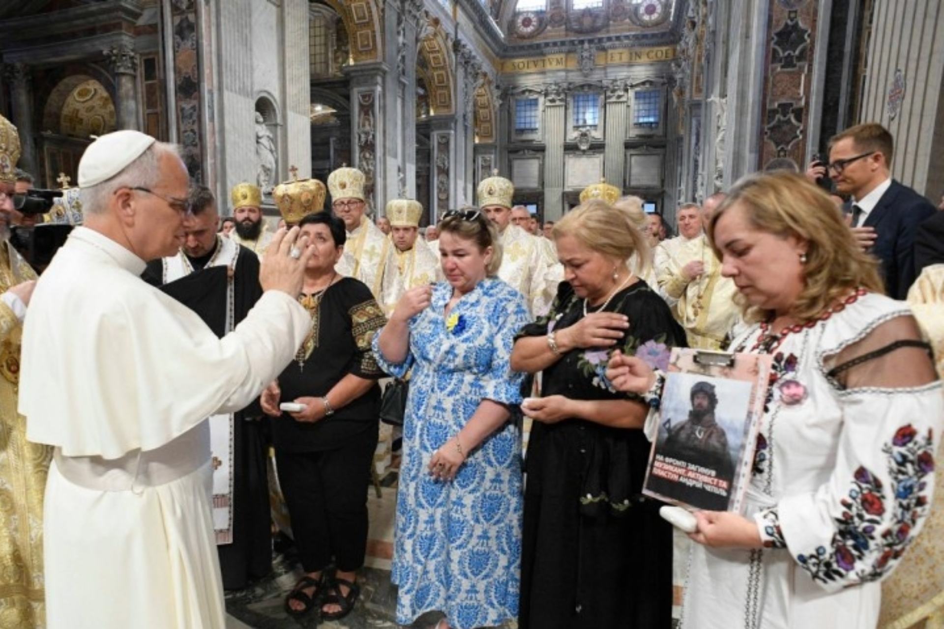 Papa León XIV expresa su dolor y cercanía a ucranianos por la “guerra sin sentido”