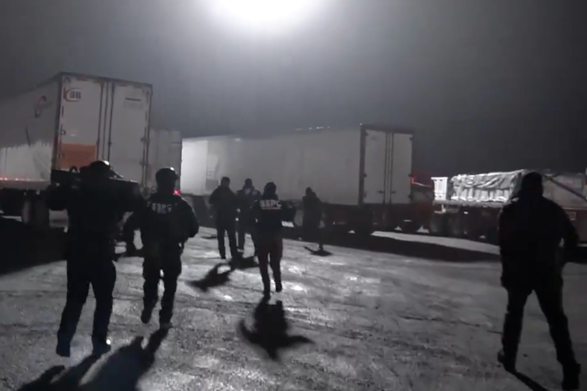 Sheinbaum afirma que red de ‘huachicol’ desmantelada robaba en ductos de Pemex