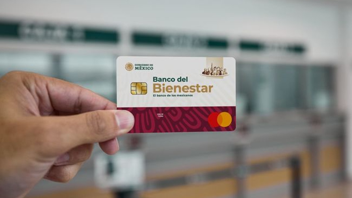 ¿De cuánto es la comisión por usar la tarjeta del Bienestar en otros bancos?