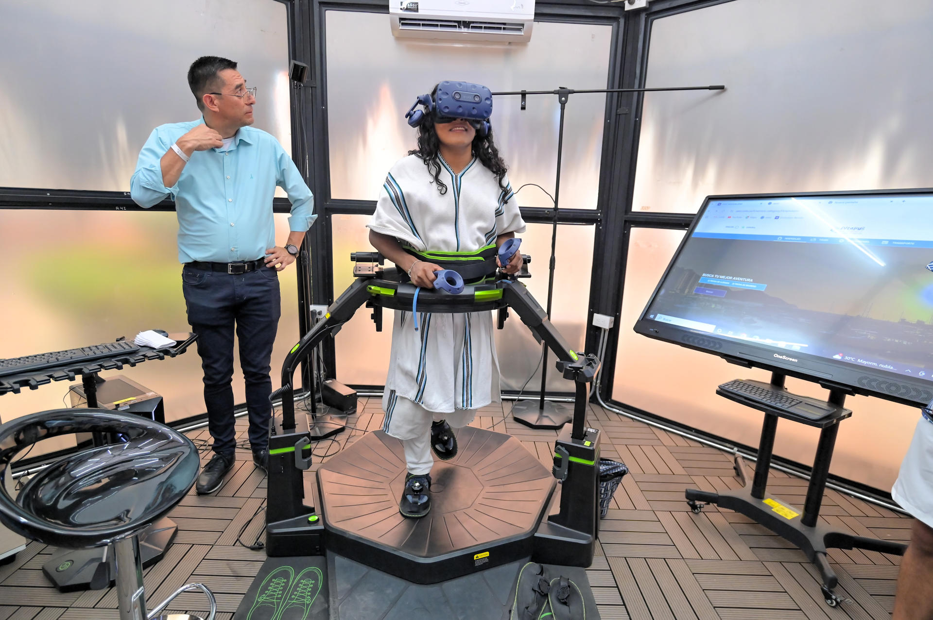 Indígenas de Colombia utiliza la tecnología para promover el turismo Indígenas de Colombia utiliza la tecnología para promover el turismo