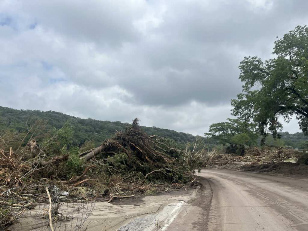 Sube a 82 los muertos por las inundaciones en Texas - 6957d80cec454ff4011c1fd00b2a30a27247c96aw-1024x768