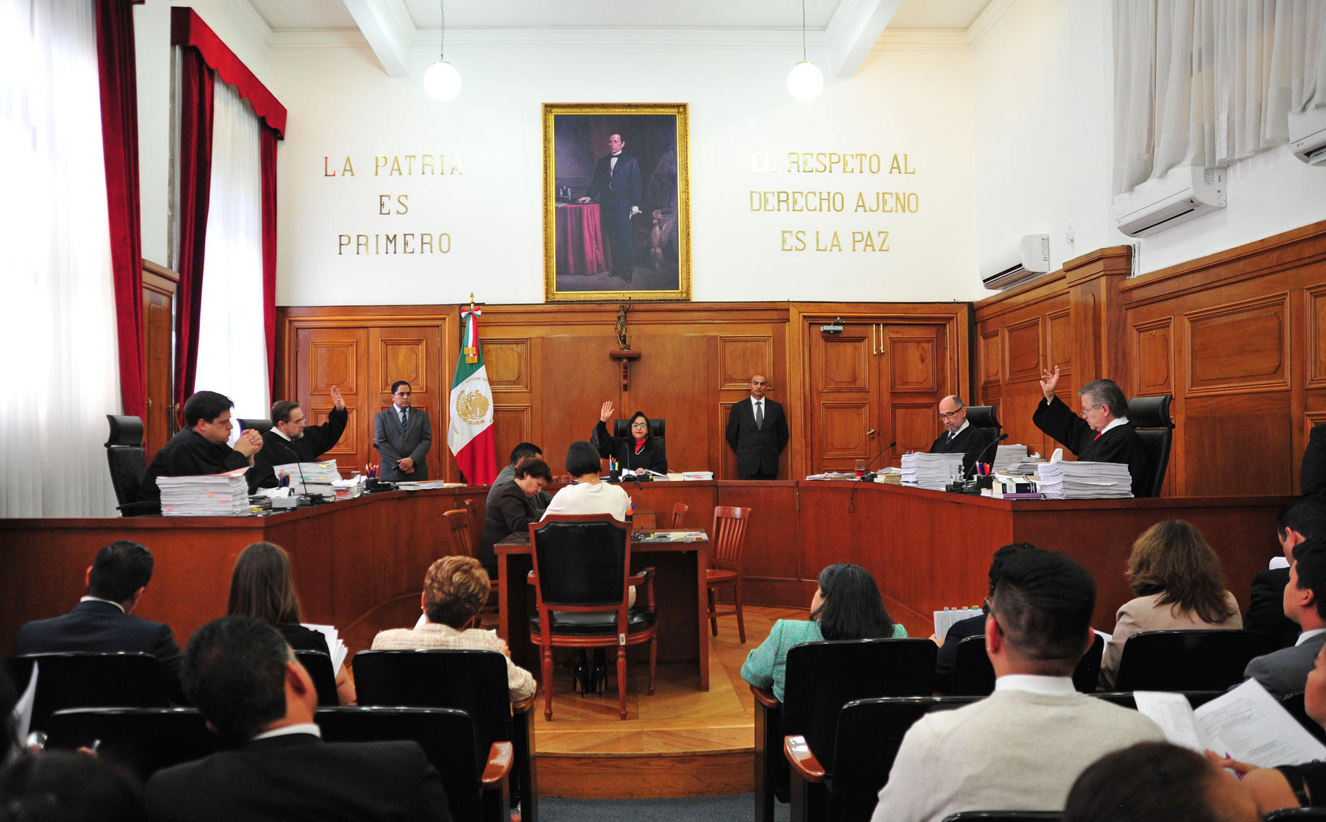 Especialistas advierten de nuevos “hilos de control” en el sistema judicial