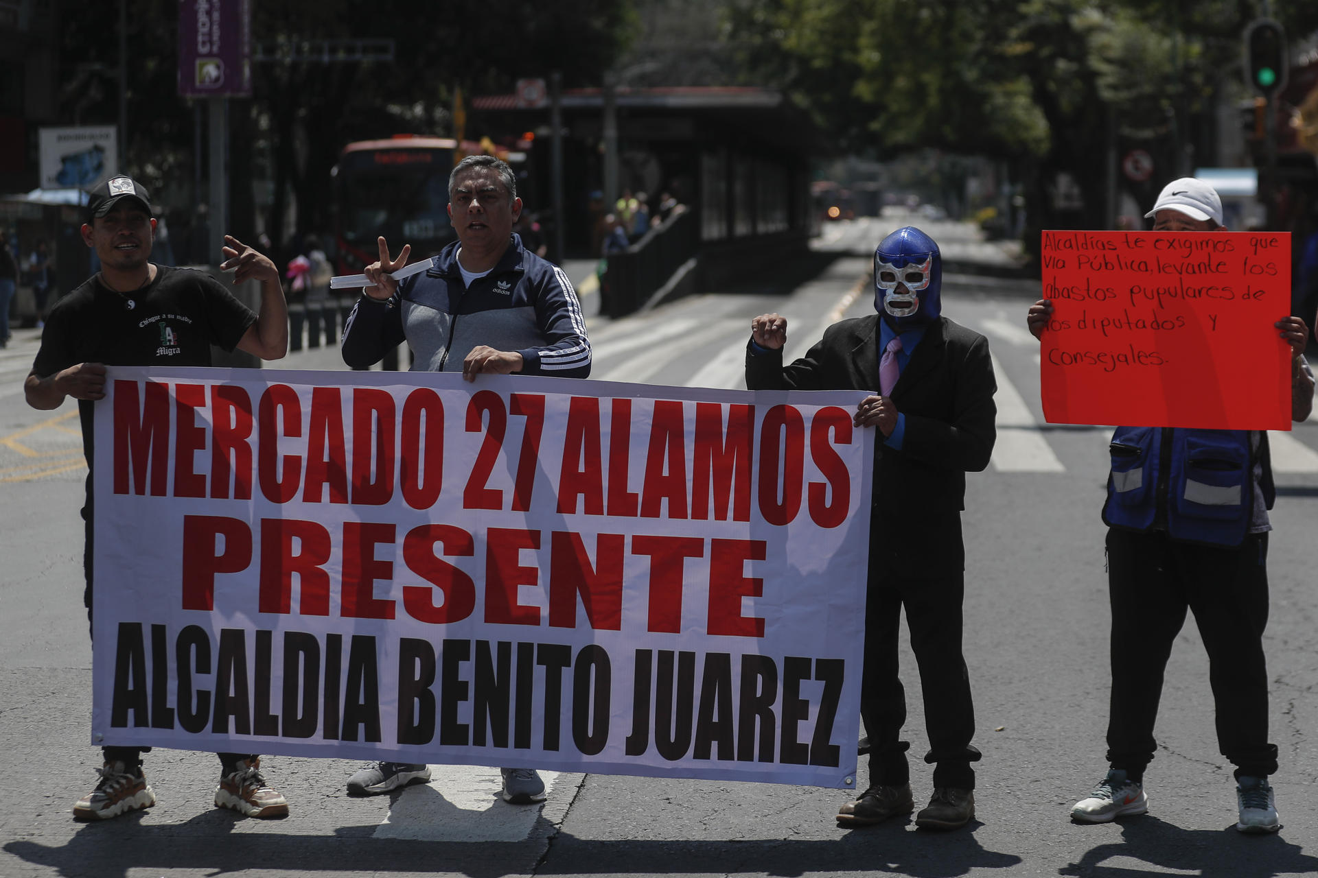 Comerciantes, padres de familia y comunidad trans marcharán hoy 1 de septiembre en CDMX