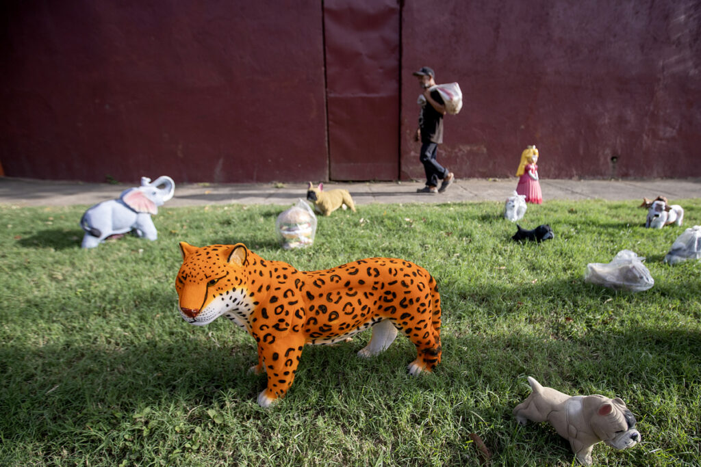 Artesanos mexicanos de Puebla conquistan con su arte y cultura las calles de Managua - artesanos-mexicanos-de-puebla-conquistan-con-su-arte-y-cultura-las-calles-de-managua-1024x683