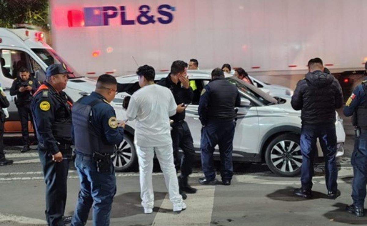 Asesinan a dos automovilistas en la CDMX