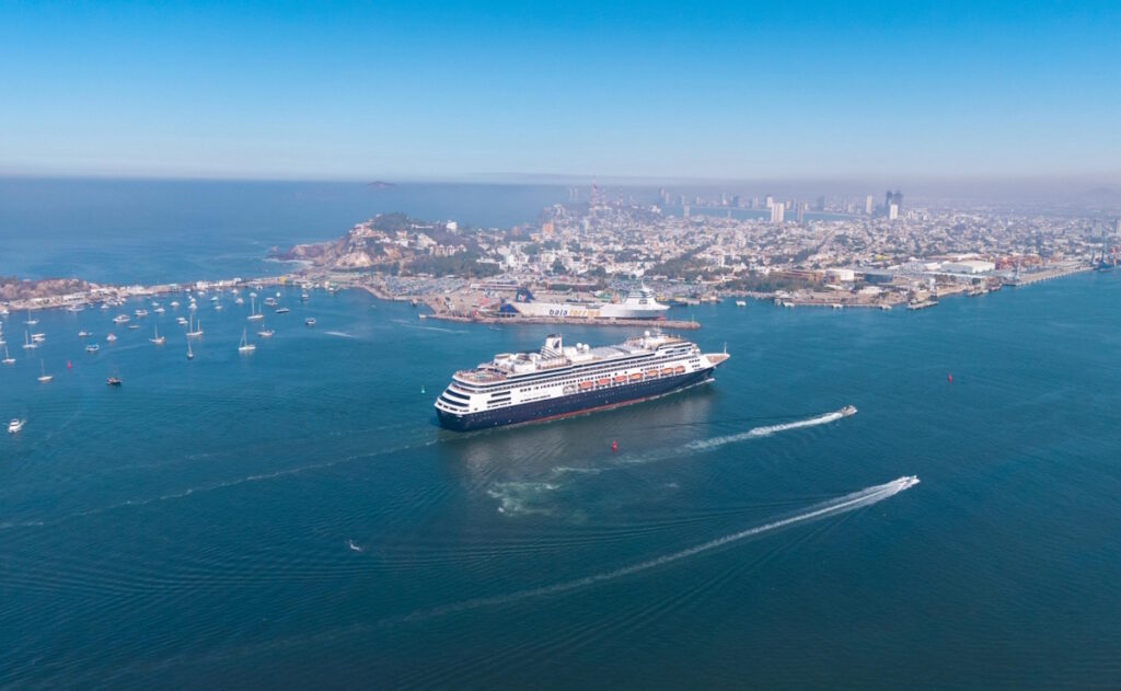 Turismo en Sinaloa crece durante 2025; reportan derrama superior a 33 mil mdp