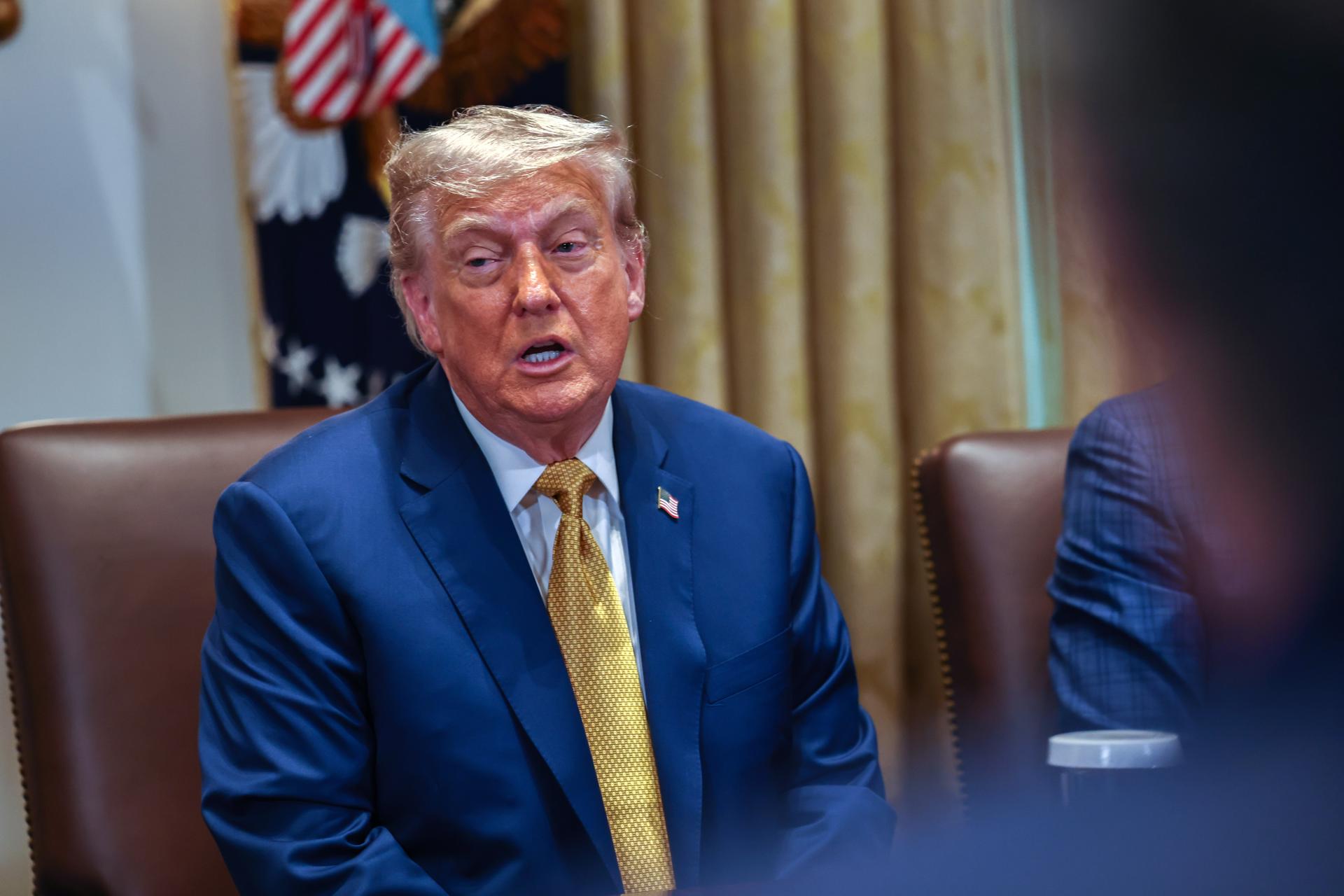 Trump anuncia aranceles del 50 % al cobre y contempla otro de 200 % a farmacéuticas