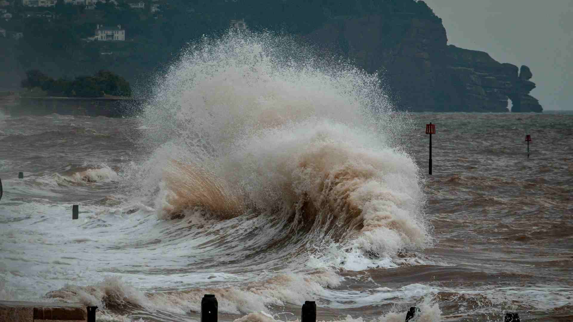 El Salvador cancela la amenaza de tsunami tras terremoto de 7.7 en Panamá