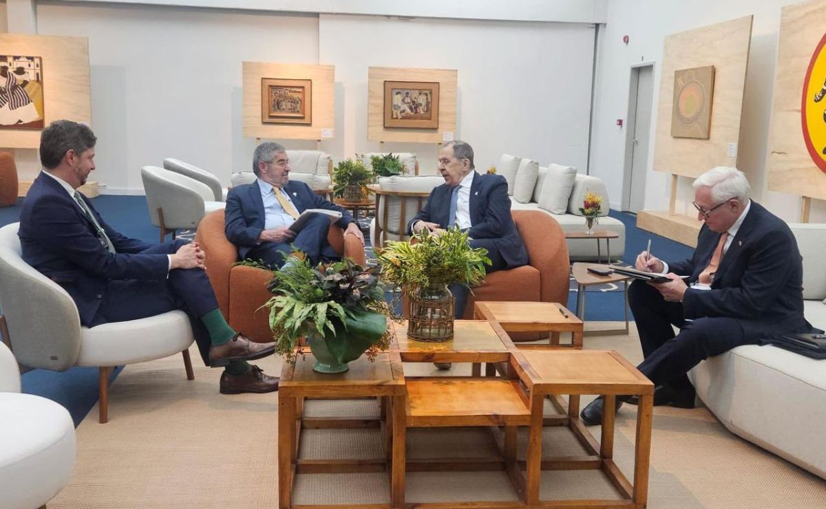 México pide ante los BRICS destinar el 1% del gasto mundial en armas a programa de reforestación