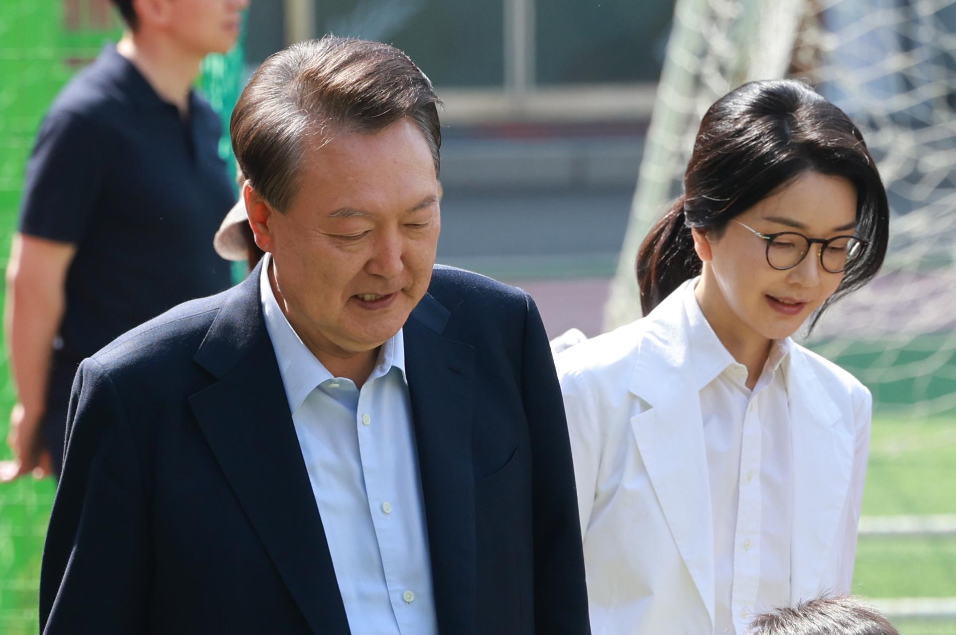 Detienen de nuevo al expresidente surcoreano Yoon en relación a su fallida ley marcial Detienen de nuevo al expresidente surcoreano Yoon en relación a su fallida ley marcial