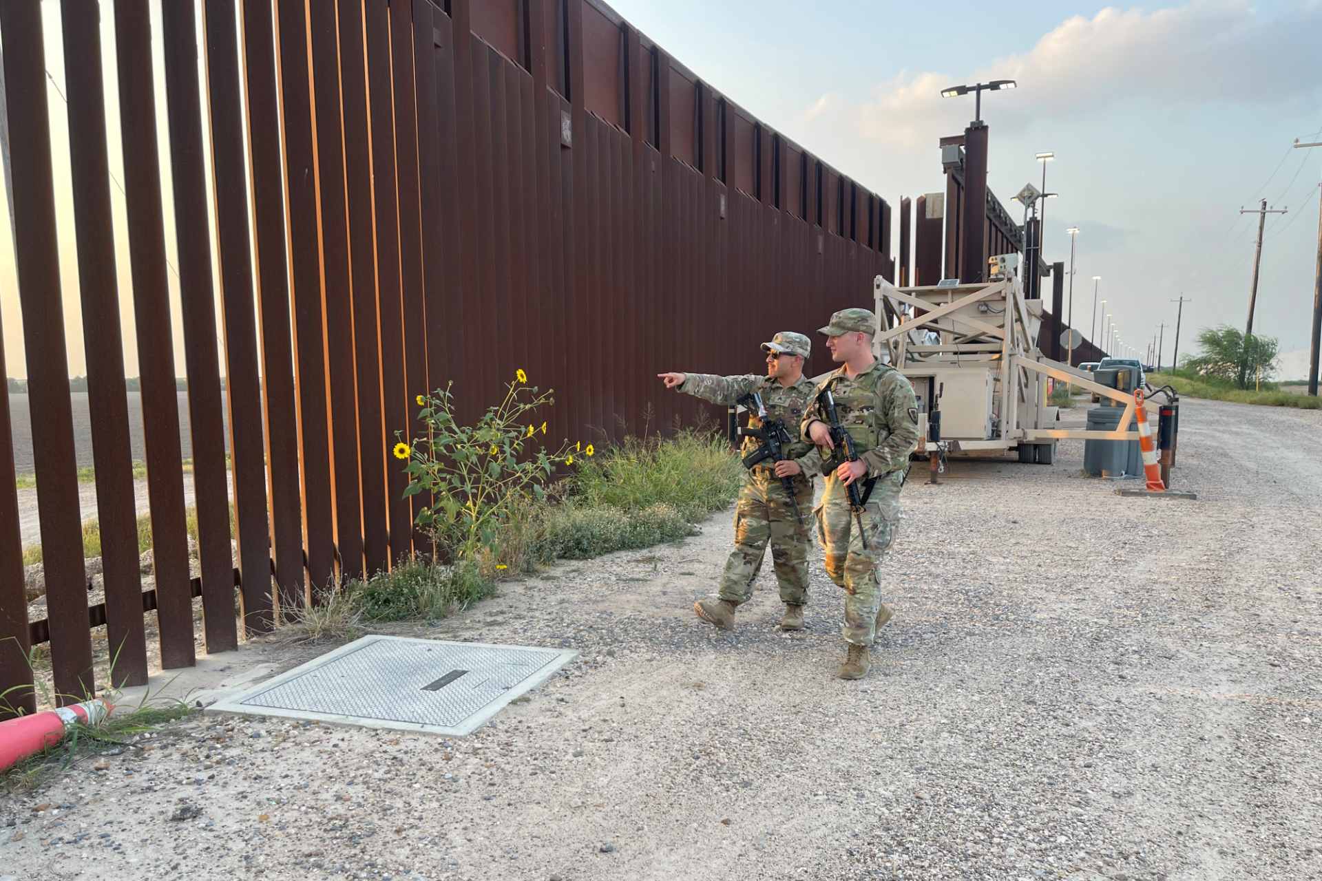 Trump dice que “no necesitará mucho” dinero en la frontera con México por caída de migrantes a “cero”