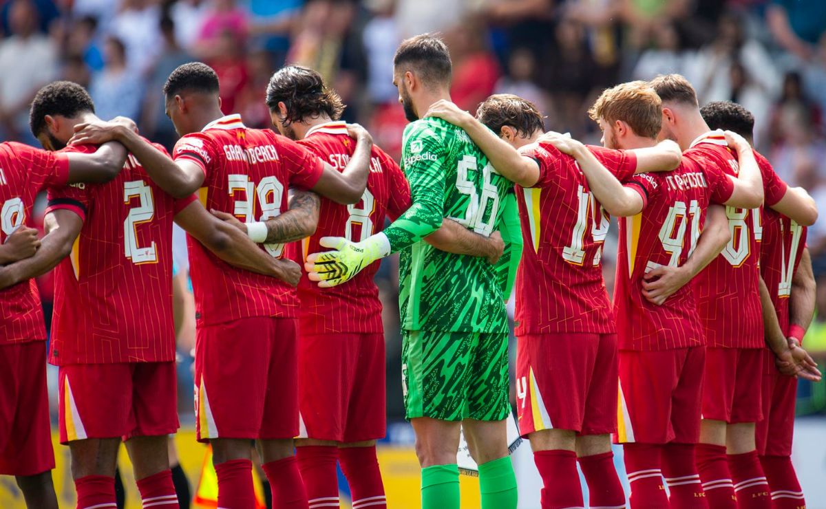 Liverpool homenajea a Diogo Jota en amistoso contra el Preston