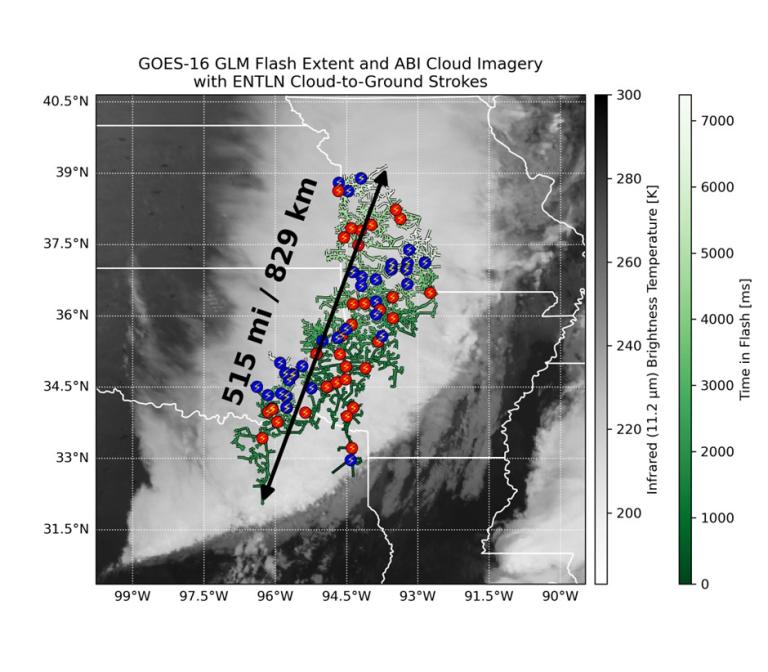 Establecen nuevo récord del relámpago más largo: ¿cuánto midió y dónde cayó? - imagen-satelital-de-la-extension-del-relampago-mas-largo-jamas-medido