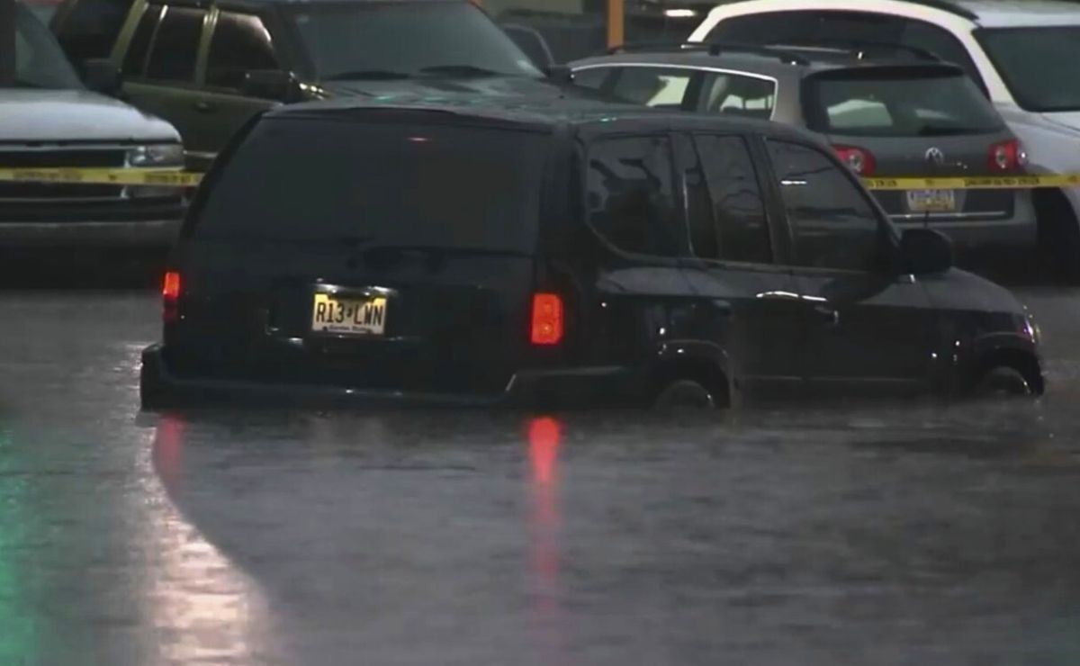 Fuertes tormentas en EE.UU. dejan a miles sin luz y causan inundaciones