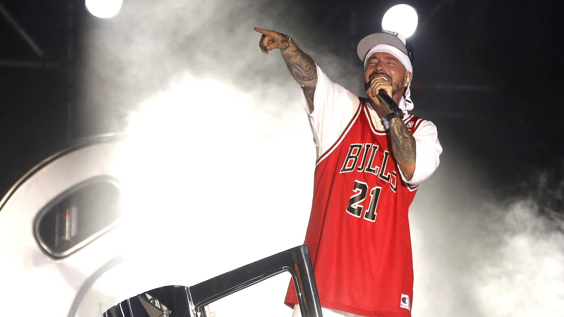 J Balvin lanza por sorpresa ‘Mixteip’, diez canciones para volver a la raíz del reguetón