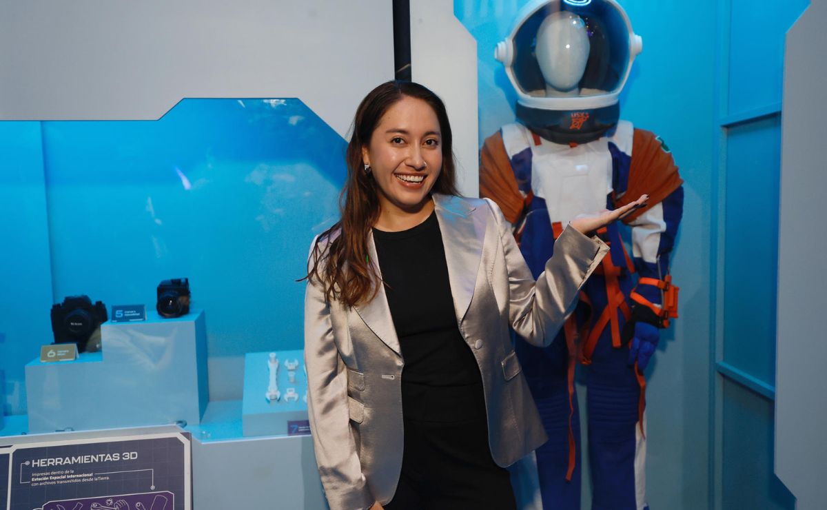 Katya Echazarreta impulsa "regulación espacial" mexicana y el 'New Space' - katya-echazarreta-durante-la-exposicion-estacion-espacial-papalote