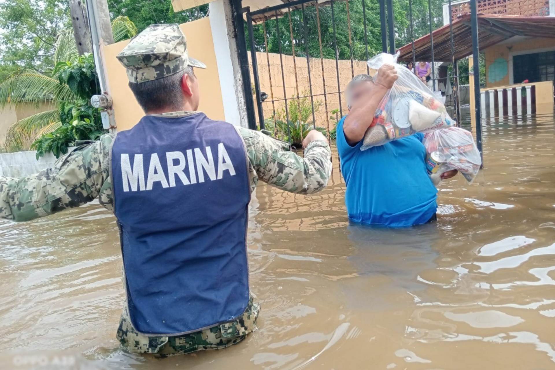 Marina auxilia a población de Tamaulipas y Veracruz tras paso de tormenta “Barry”
